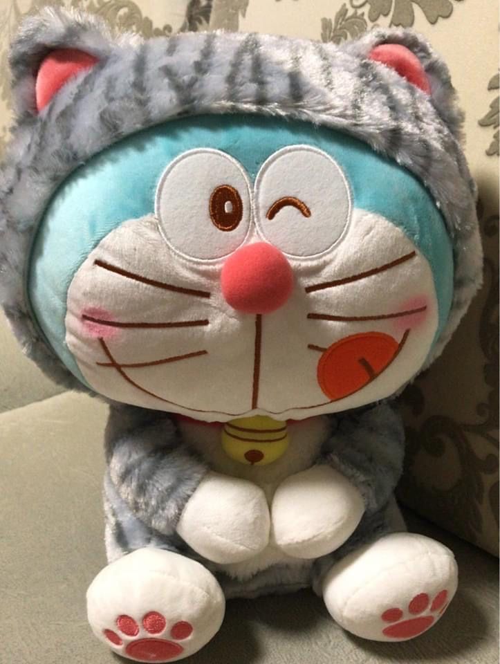gấu bông doraemon